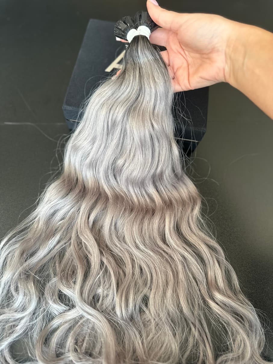 Extensiones de Queratina Cabello Eslavo Ombre #1B/Gris Claro