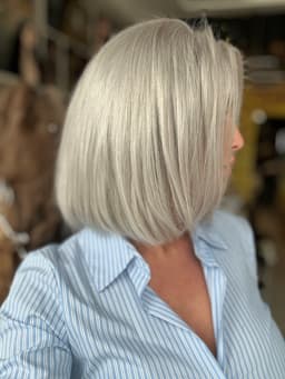 Peruca din par natural Abby
