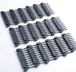Professional device for applying 6D hair extensions.