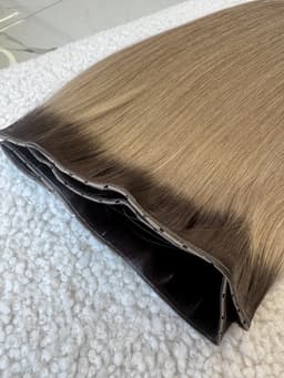 Extensiones GENIUS WEFT OMBRE #4/#20 Extensiones GENIUS WEFT OMBRE #4/#20
