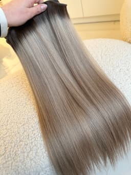 Extensiones GENIUS WEFT OMBRE #4/#20 Extensiones GENIUS WEFT OMBRE #4/#20