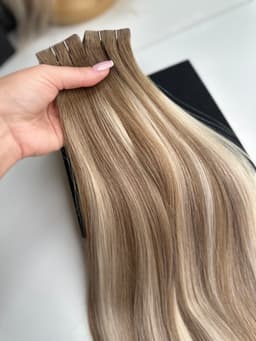 Extensii Invisible Tape Balayage #8/Silver/#8 Extensii Invisible Tape Balayage #8/Silver/#8