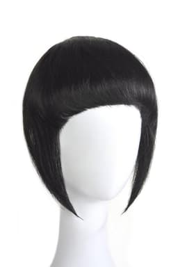 Flequillo con copa de cabello negro intenso Flequillo con copa de cabello negro intenso